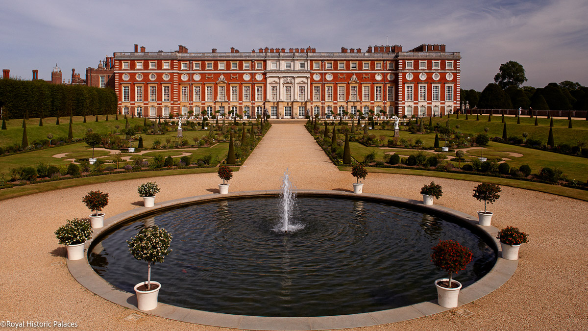 Hampton Court Elizabethan Winter Palace