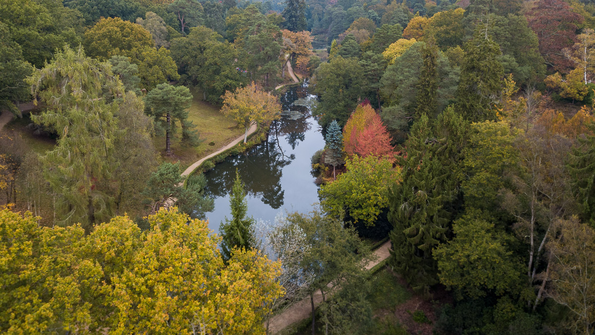 Leonardslee Lakes & Gardens in Autumn, coach day trip