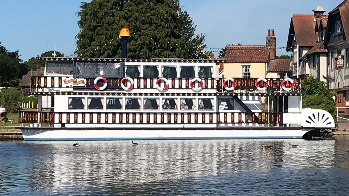 Mississippi Paddle Boat Cruise & Wroxham