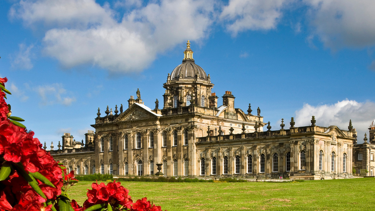 Harrogate York & Festive Castle Howard